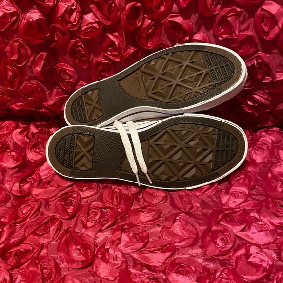 Converse Chuck Taylor All-Stars - Picture 7 of 9